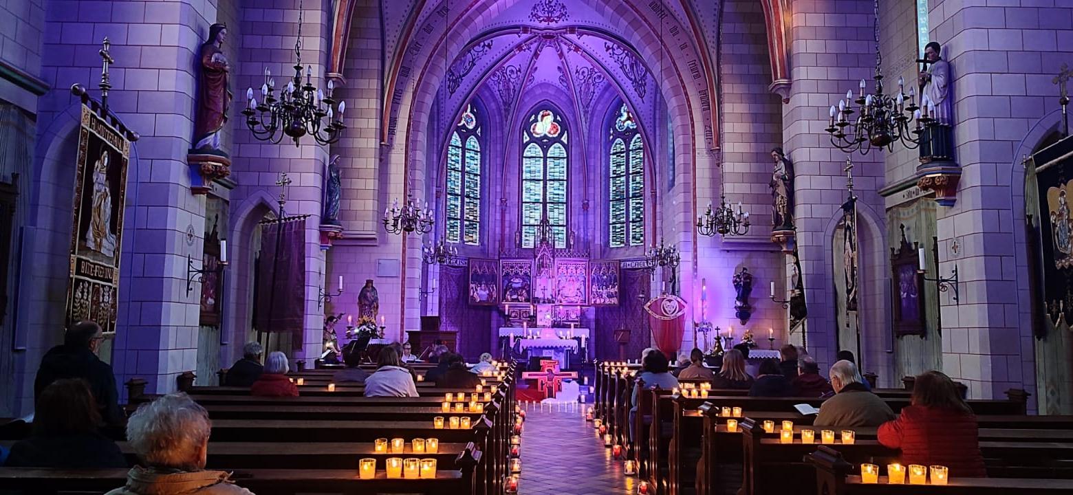 Kirche St. Agatha in stimmungsvollem Licht